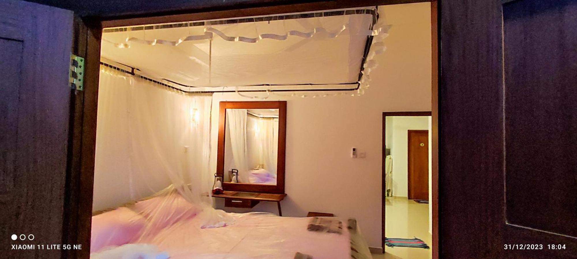 Villa Tanzanite Hikkaduwa Exterior foto
