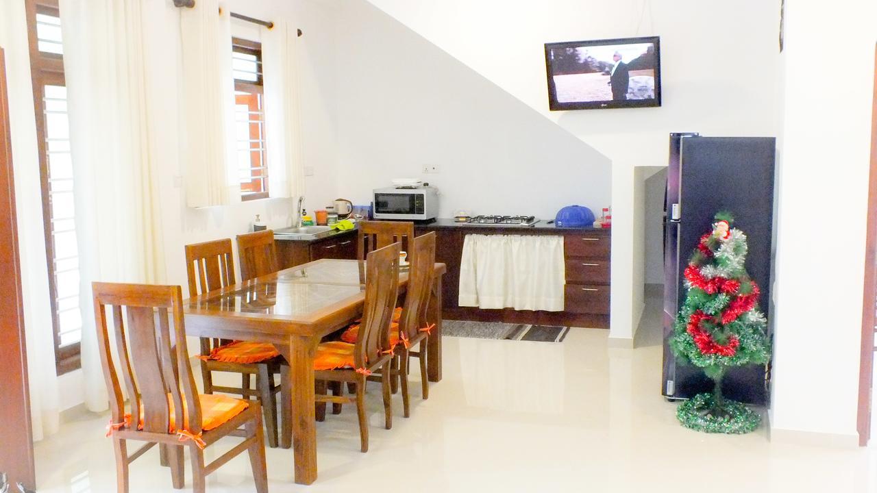 Villa Tanzanite Hikkaduwa Exterior foto